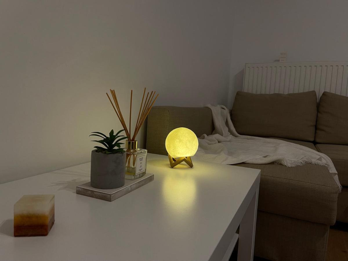 Gold Luxury Apartment Close To Presidential Palace Bucarest Esterno foto