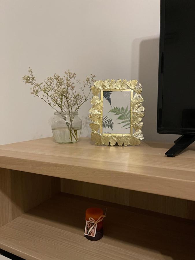 Gold Luxury Apartment Close To Presidential Palace Bucarest Esterno foto